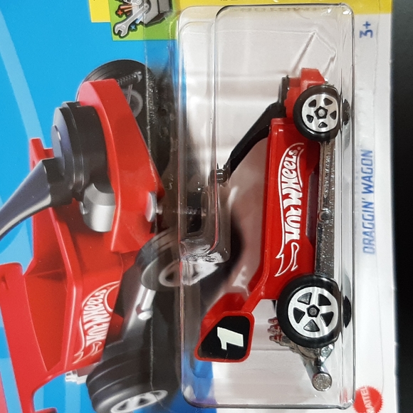 Hot Wheels Wagon Red 2023 Experimotors Collection Draggin' Wagon NEW - Picture 4 of 14